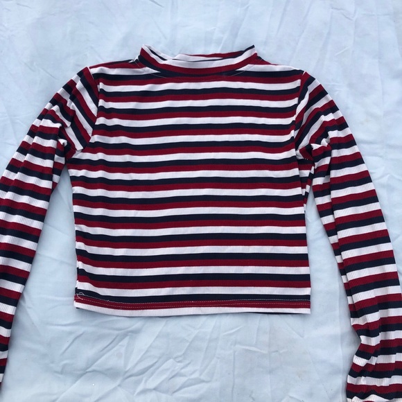 Striped neck crop top - Picture 2 of 2